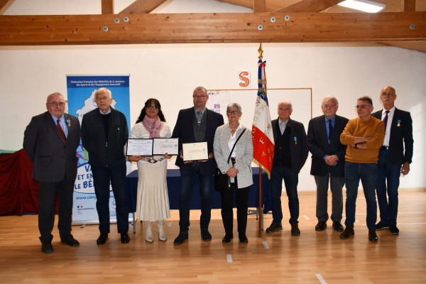 Dordogne : remise diplômes médaille ministérielle