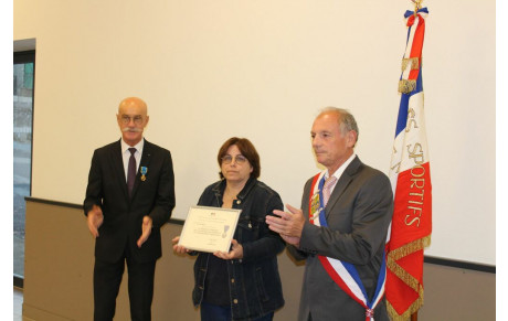 Dordogne : Remise de diplôme à Madame Nelly RIGOULET