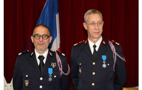 Dordogne : Notre ami Olivier REYNAL reçoit les insignes de chevalier de l'Ordre National du Mérite