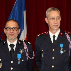 Dordogne : Notre ami Olivier REYNAL reçoit les insignes de chevalier de l'Ordre National du Mérite
