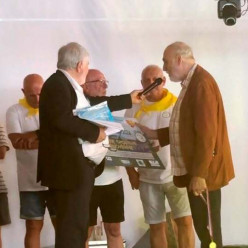 Pyrénées-Atlantiques : Monsieur Philippe CAMI reçoit la plaquette d'honneur Argent